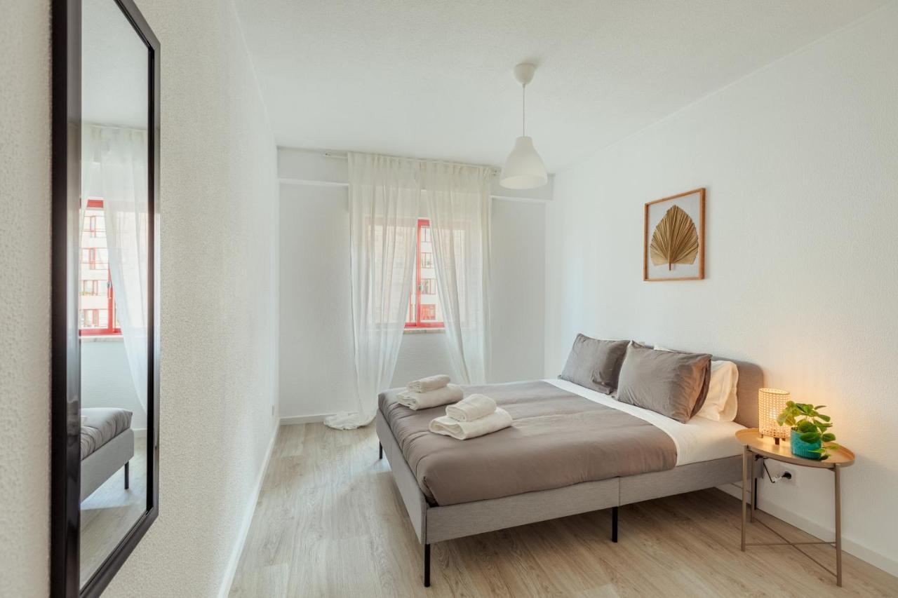 Elegant 3 Bedroom Apt - City Centre - Garage - Metro Lisboa المظهر الخارجي الصورة