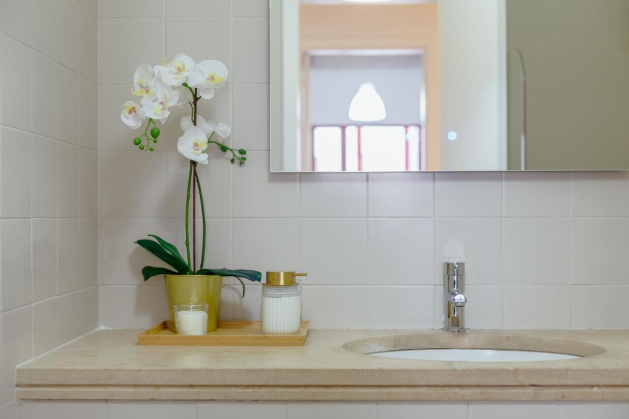 Elegant 3 Bedroom Apt - City Centre - Garage - Metro Lisboa المظهر الخارجي الصورة