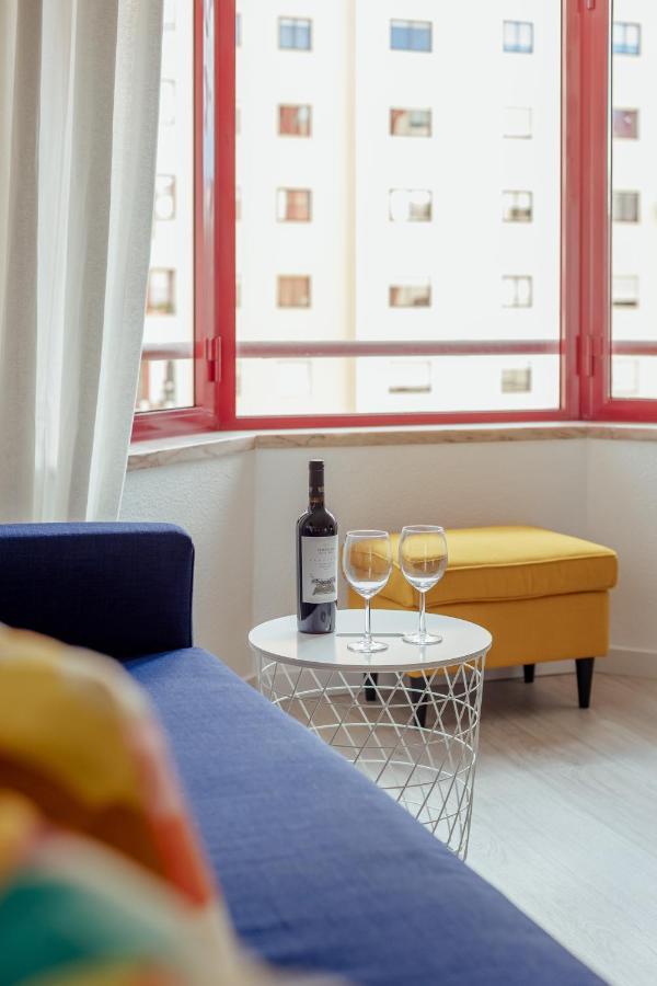 Elegant 3 Bedroom Apt - City Centre - Garage - Metro Lisboa المظهر الخارجي الصورة